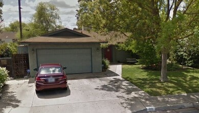 Building Photo - Available Soon! Fully Rehab!