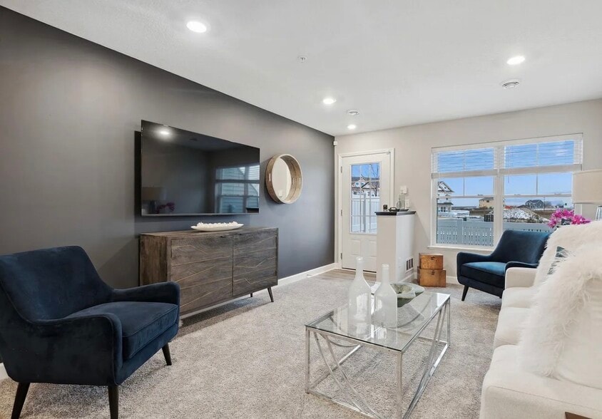 Building Photo - 5307 Long Pointe Pass