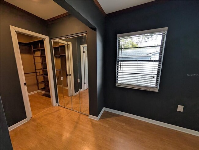 Building Photo - 1117 Lakemont Dr