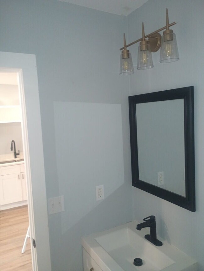 Building Photo - 2908 N Roosevelt St