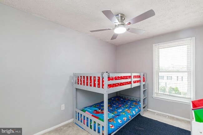 Building Photo - 11260 Westport Dr