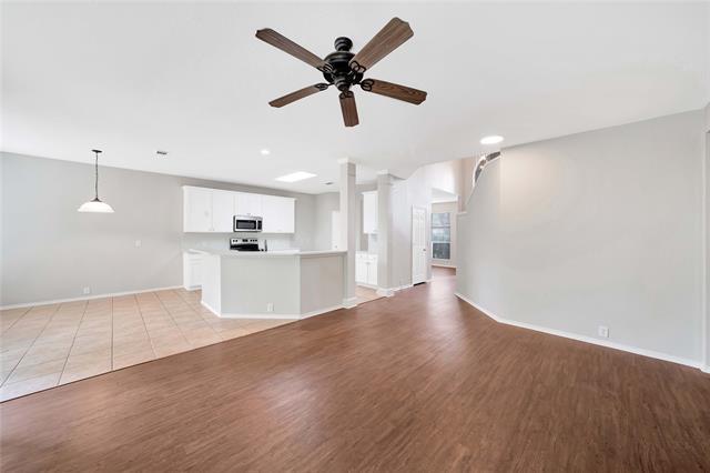 Building Photo - 8625 Luzerne Dr