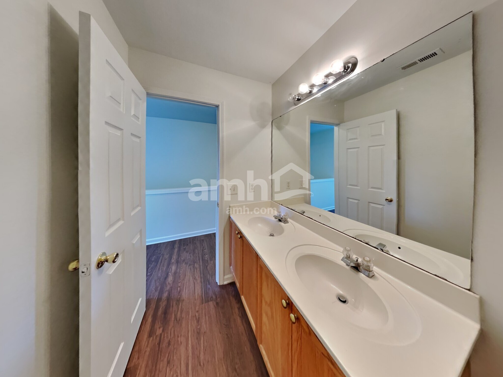 Building Photo - 1517 Braveheart Ln
