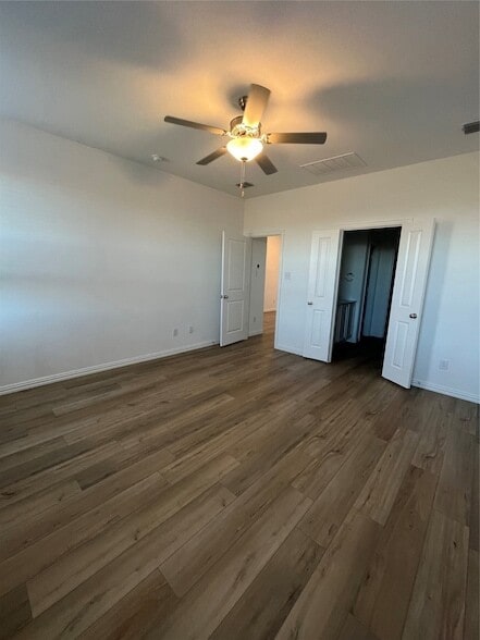 Building Photo - 124 Wyndemere Ln
