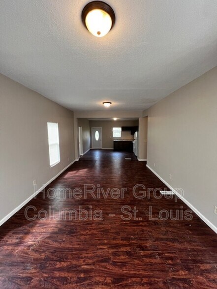 Building Photo - 311 Monroe St