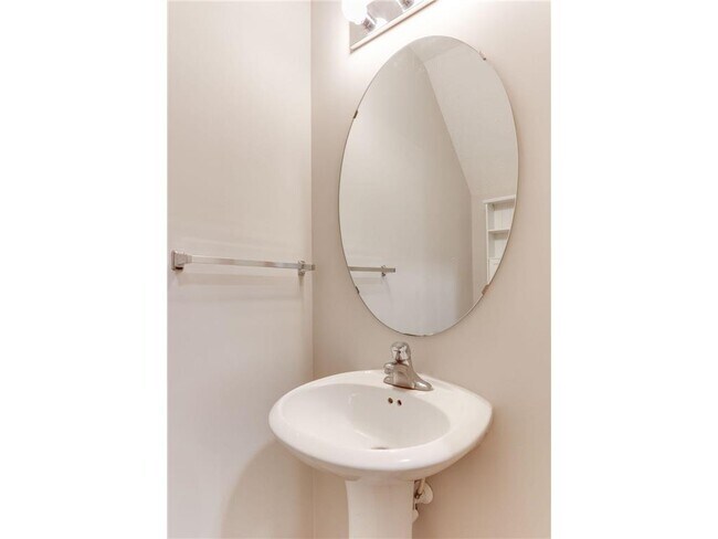 Building Photo - 18171 70th Ave N