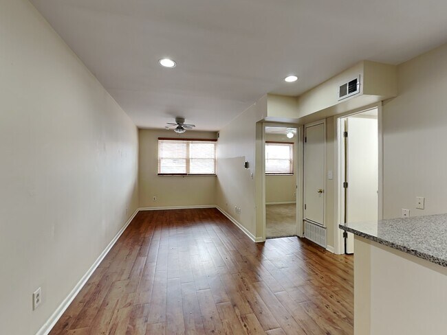 Building Photo - 31 Chittenden Ave