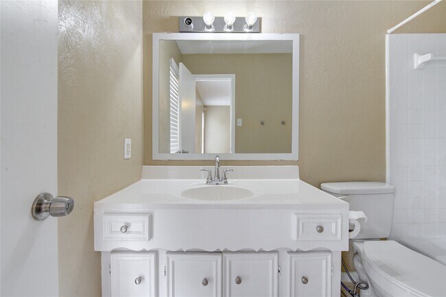 Building Photo - 3412 Avenue R