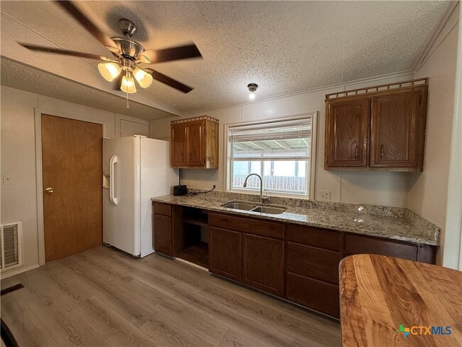 Building Photo - 1045 Ferryboat Ln