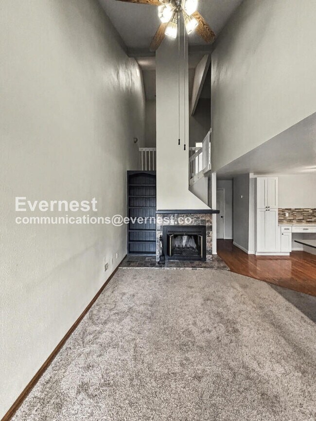 Building Photo - Comfort Meets Community in Centennial with 2 Car Garage / 3 beds & 3 baths / Coming Soon!