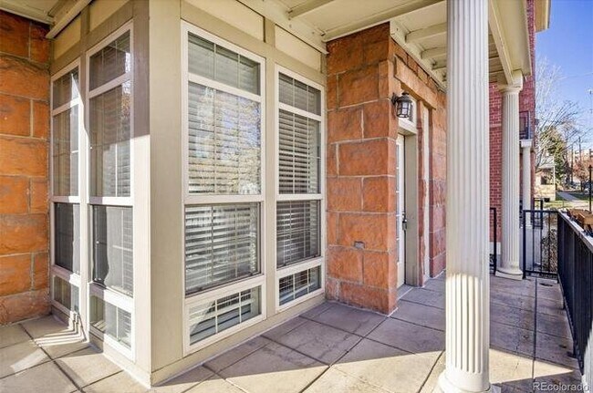 Building Photo - 2580 17th St