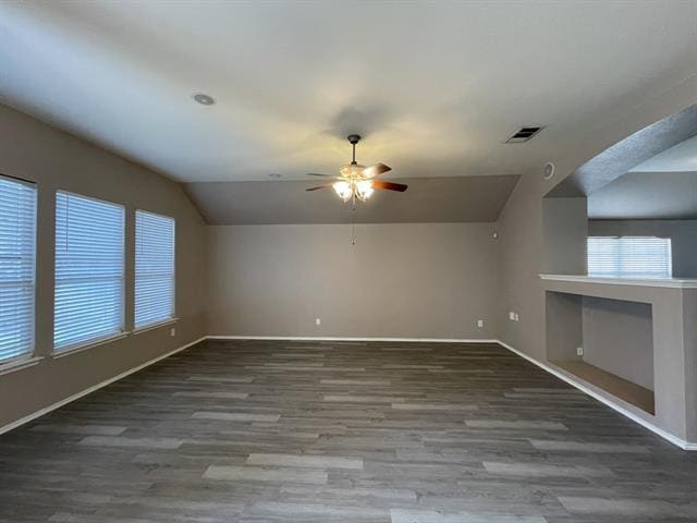 Building Photo - 2709 Logan Dr