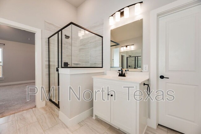 Building Photo - 6237 White Creek Drive