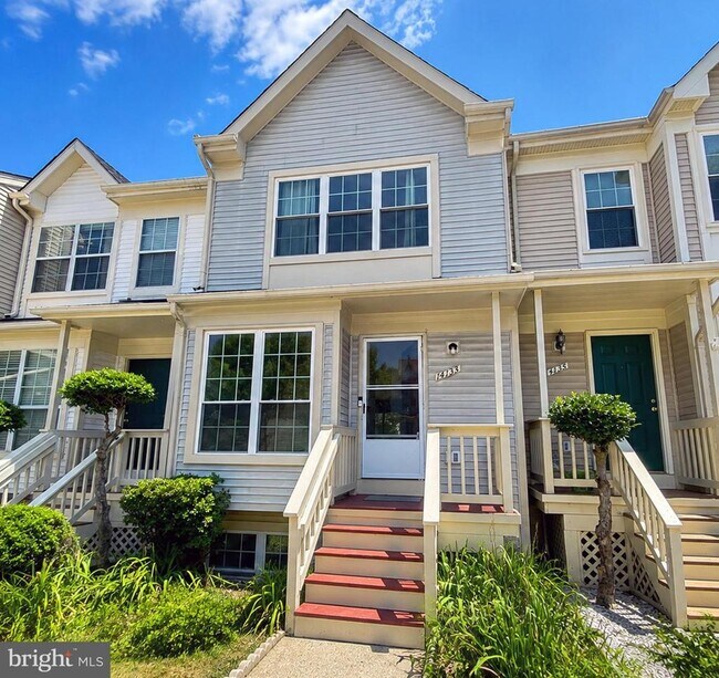 Building Photo - 14133 Autumn Cir