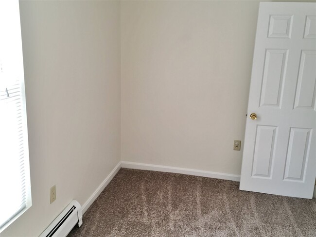 Building Photo - 141 Second St