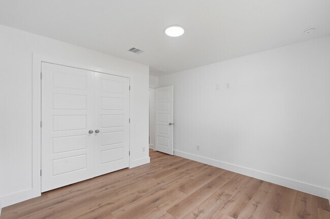 Building Photo - 13146 Lake Conroe Bay Rd