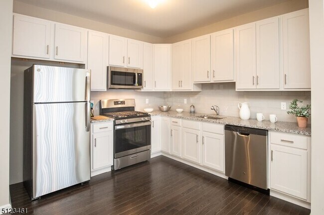 Building Photo - 40 Arlene Ct