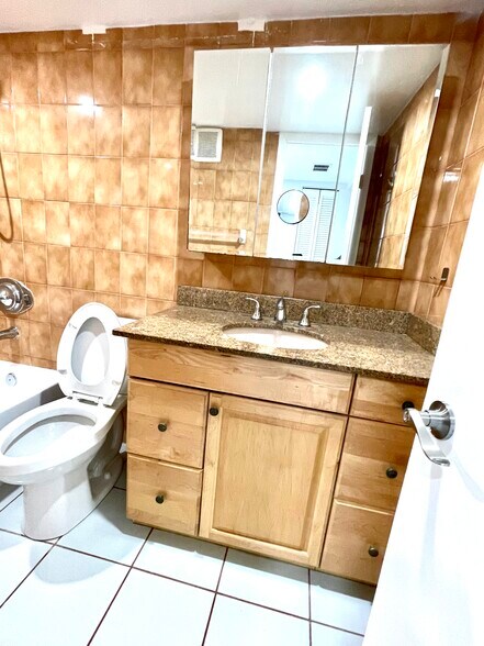 Building Photo - 13700 SW 62nd St