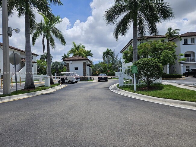 Building Photo - 8800 NW 97th Ave