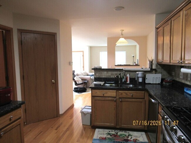 Building Photo - 1457 Sturgeon Bay Ct