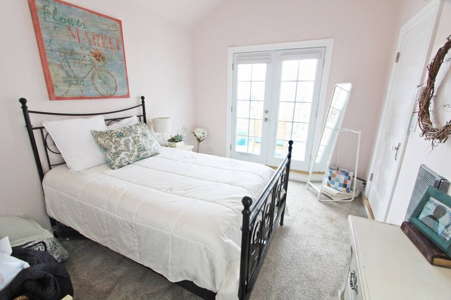 Bedroom #2 - 5714 SW Winthrop St