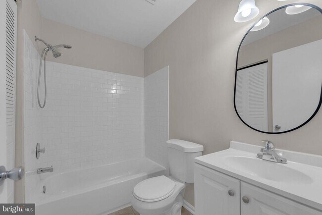 Building Photo - 620 Covington Ct