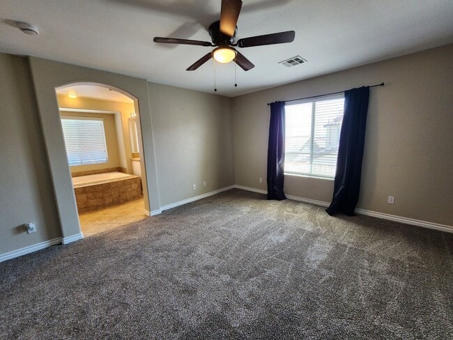 Building Photo - Beautiful Home in Summerlin