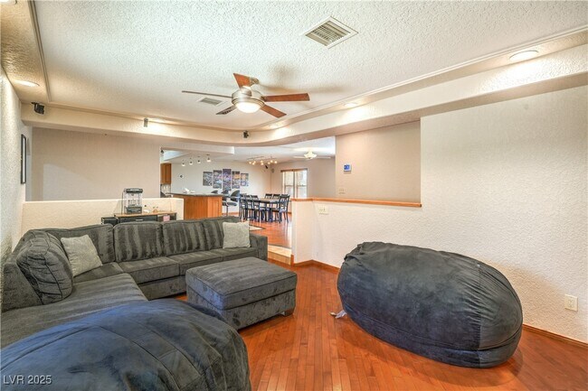 Building Photo - 3480 W Mesa Verde Ln