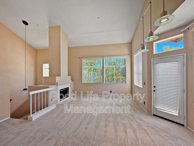 Building Photo - 2510 Jamacha Rd
