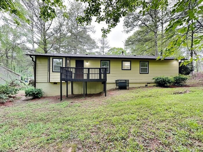 Building Photo - 2800 Alexandria Dr SW