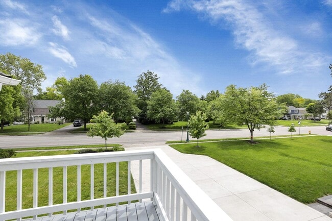 Building Photo - 2615 Northwest Blvd