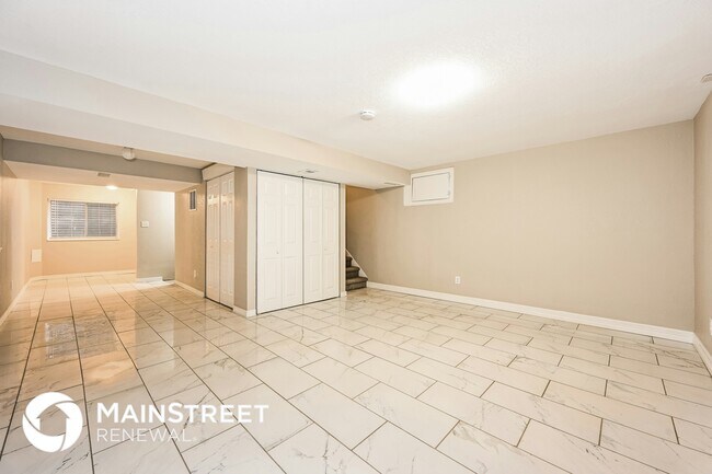 Building Photo - 1523 S Carson St