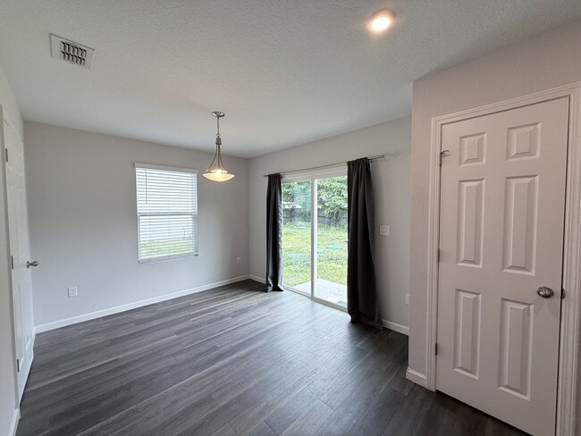 Building Photo - 4541 Cambria St
