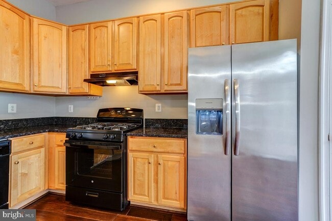 Building Photo - 6160 Cinnamon Ct
