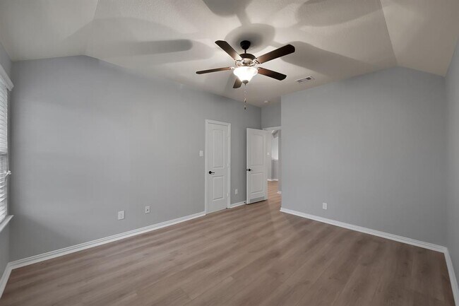 Building Photo - 31719 Dover Oaks Ln
