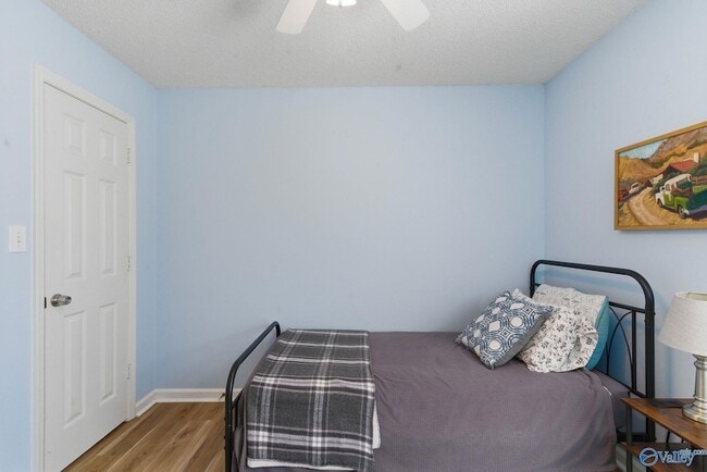 Building Photo - 236 River Oaks Dr