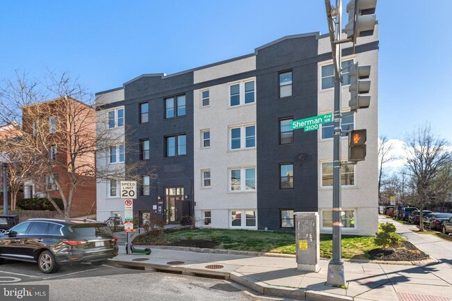 Building Photo - 3101 Sherman Ave NW
