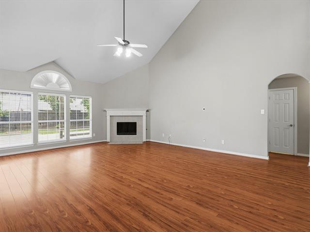 Building Photo - 408 Cave River Dr