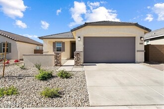 Building Photo - 17337 W Smoketree Dr