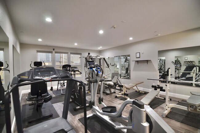 Building Photo - 5703 Laurel Canyon Blvd