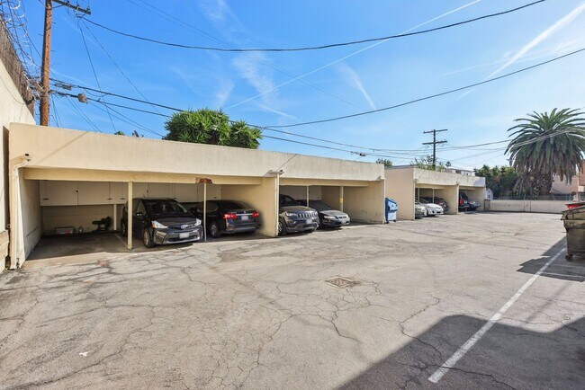 Building Photo - 6100 West Blvd