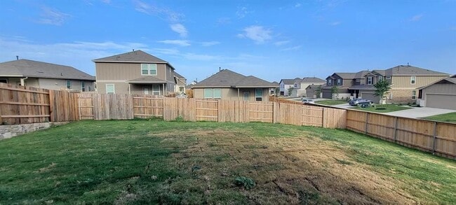 Building Photo - 195 Longstraw Dr