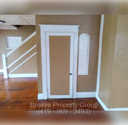 Building Photo - 2145 Dorr St