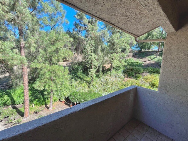 Building Photo - 7130 Woodlake Ave