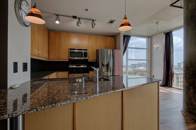 Building Photo - COMING SOON! Affordable Comfort: 1BR/1BA C...