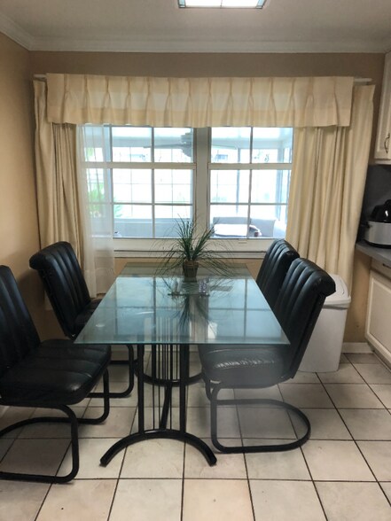 Building Photo - 2755 Colonies Dr