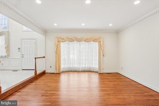 Building Photo - 8912 Barrowgate Ct