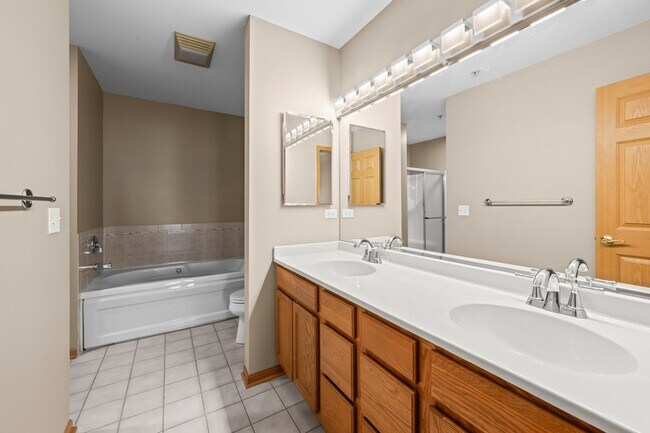 Building Photo - 100 Bokelman St