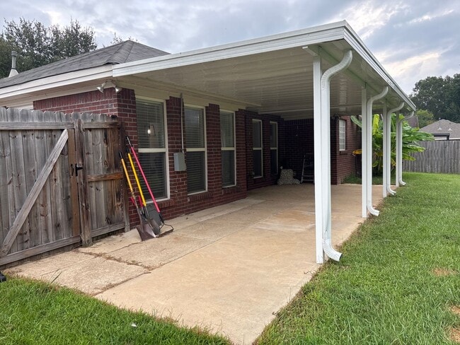Building Photo - 151 Gilder Ct