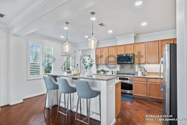 Building Photo - 28530 Gulfport Cir